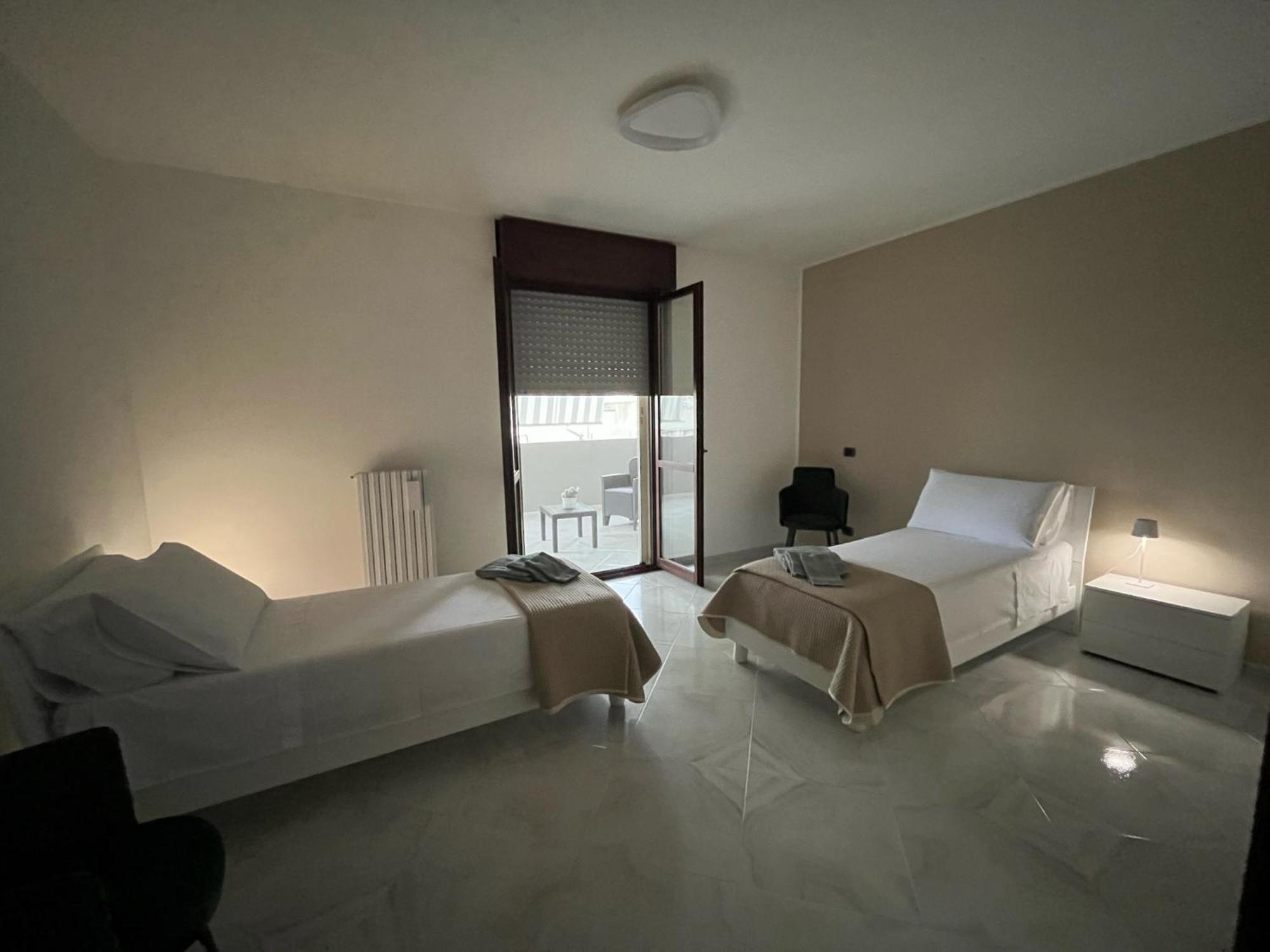 Ferienwohnung A Casa Di Chiara Lecce Exterior foto