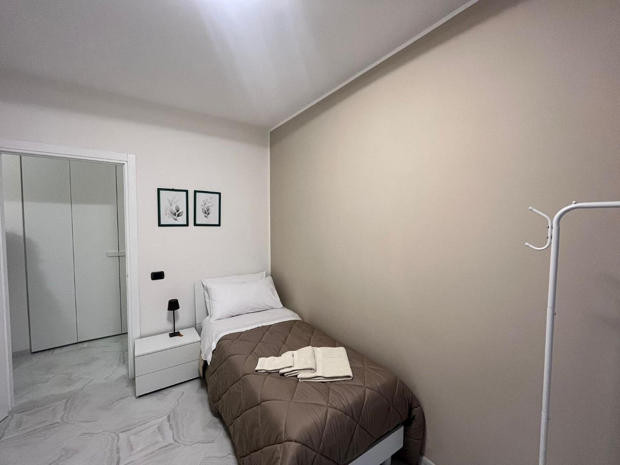 Ferienwohnung A Casa Di Chiara Lecce Exterior foto